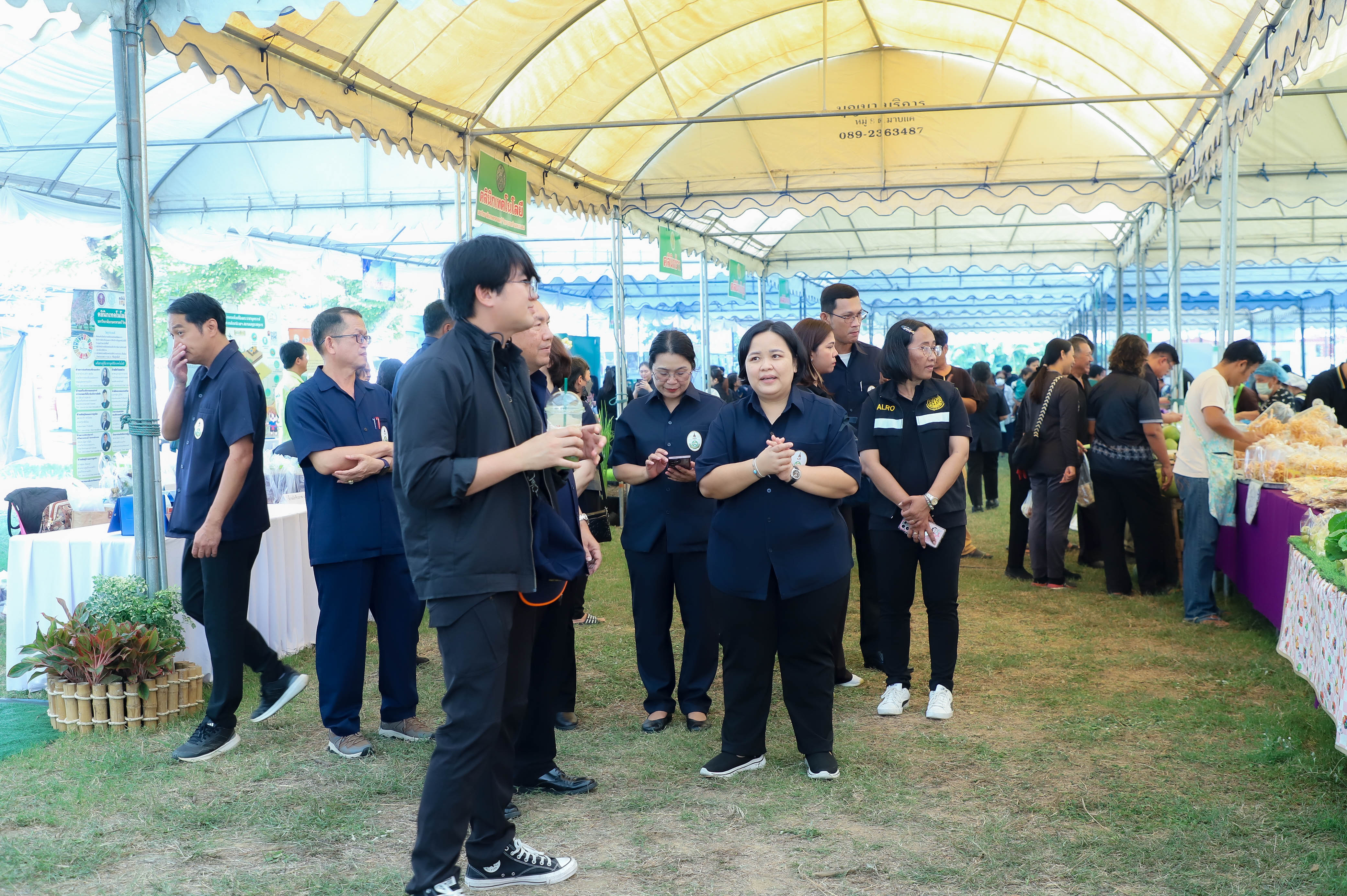 title - รองนายกฯ และรัฐมนตรีว่าการกระทรวงเกษตรฯ เปิดโครงการคลินิกเกษตรเคลื่อนที่ในพระราชานุเคราะห์ฯ ณ จังหวัดนครปฐม